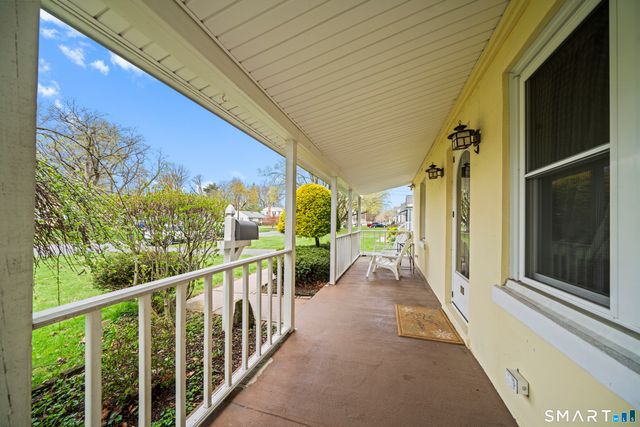 75 Garland Street, Springfield, MA 01118