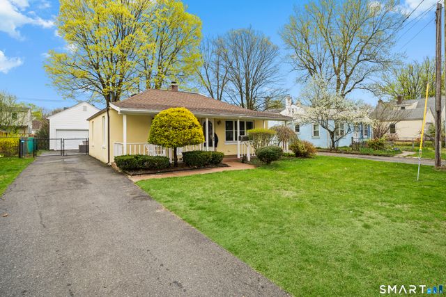 75 Garland Street, Springfield, MA 01118