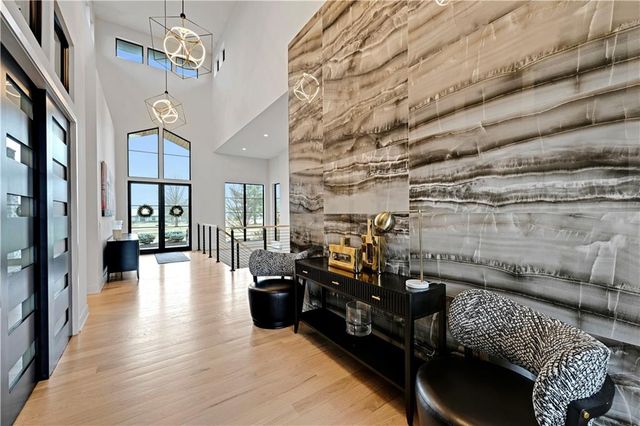 21100 W 105th Street, Olathe, KS 66061