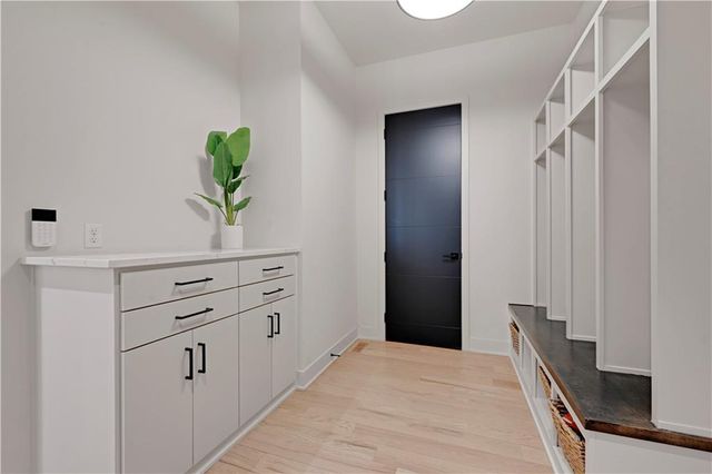 21100 W 105th Street, Olathe, KS 66061