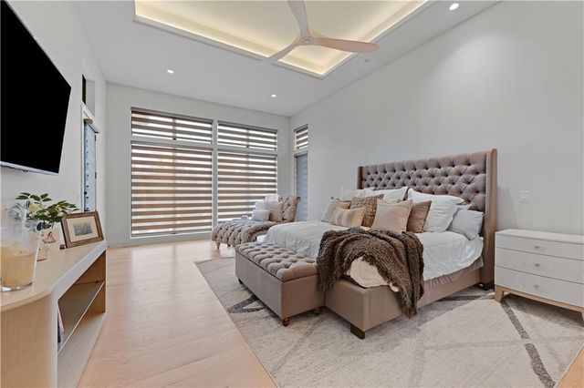 21100 W 105th Street, Olathe, KS 66061