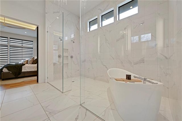 21100 W 105th Street, Olathe, KS 66061