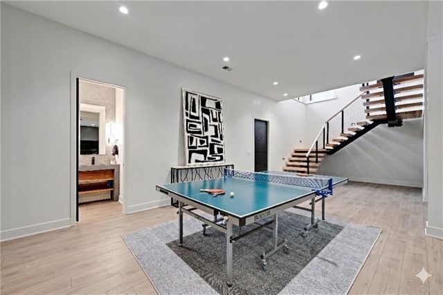 21100 W 105th Street, Olathe, KS 66061