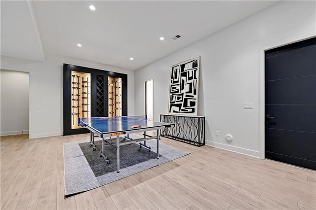 21100 W 105th Street, Olathe, KS 66061