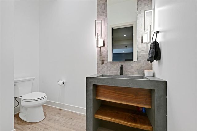 21100 W 105th Street, Olathe, KS 66061