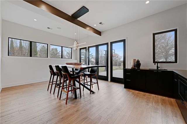 21100 W 105th Street, Olathe, KS 66061