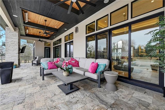 21100 W 105th Street, Olathe, KS 66061