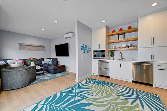 21100 W 105th Street, Olathe, KS 66061