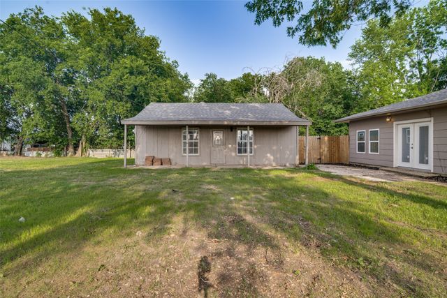 1909 E Stone Road, Wylie, TX 75098
