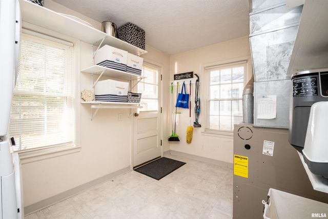 3113 N BIGELOW Street, Peoria, IL 61604