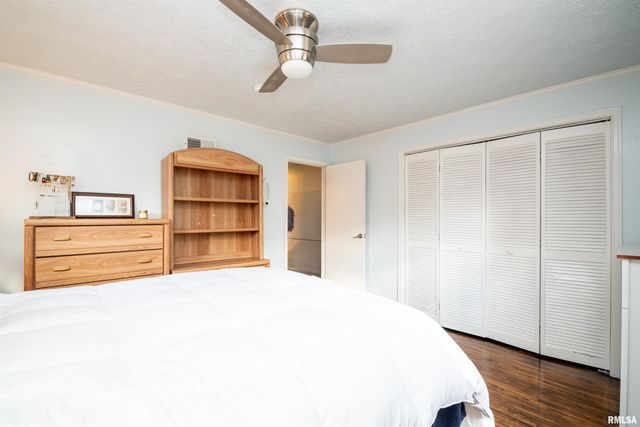 3113 N BIGELOW Street, Peoria, IL 61604