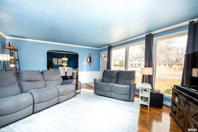 3113 N BIGELOW Street, Peoria, IL 61604