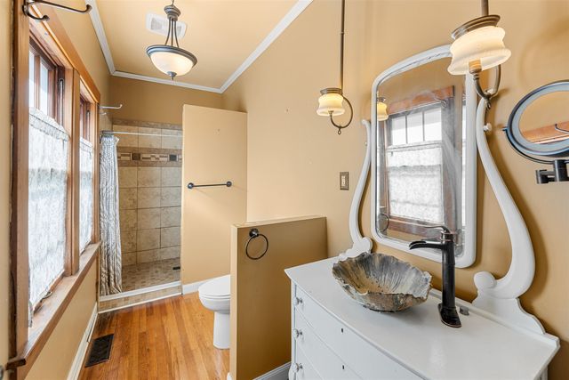 917 S Santa Fe, Salina, KS 67401