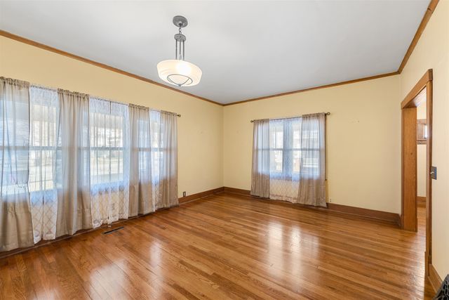 917 S Santa Fe, Salina, KS 67401