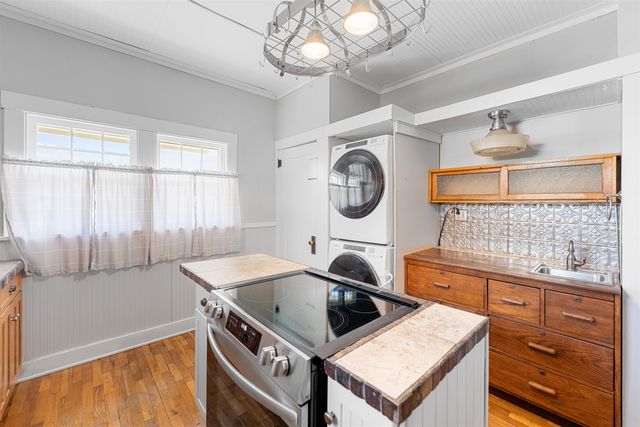 917 S Santa Fe, Salina, KS 67401