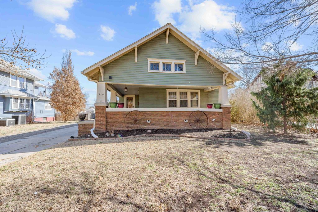 917 S Santa Fe, Salina, KS 67401
