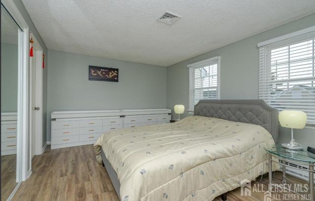 217 Mayflower Way O, Monroe, NJ 08831