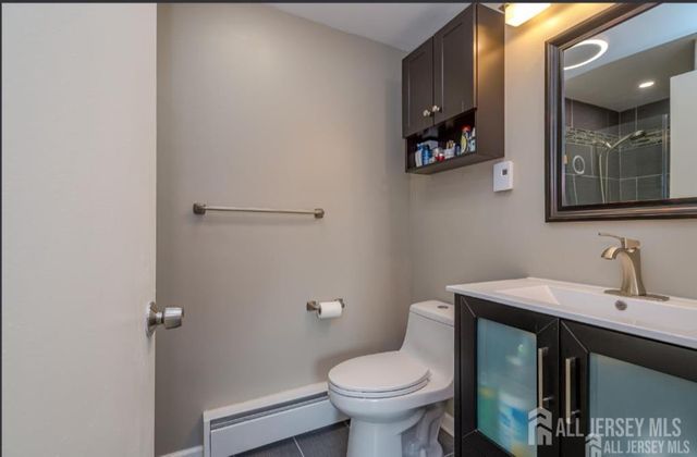217 Mayflower Way O, Monroe, NJ 08831