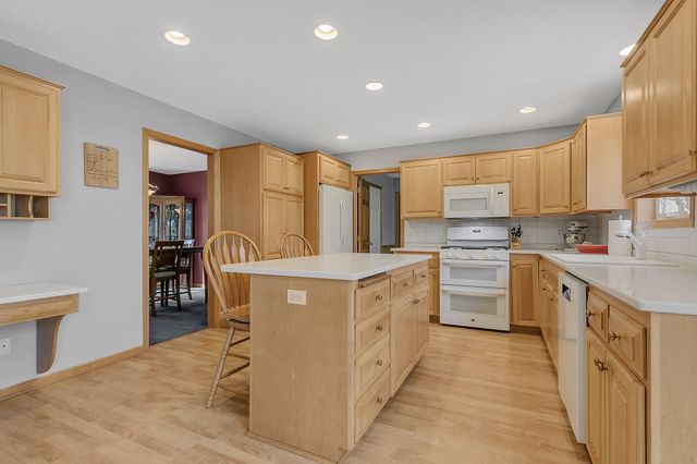 2706 21st Avenue S, Saint Cloud, MN 56301