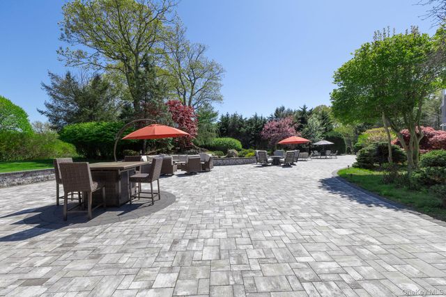 83 Cliff Road, Port Jefferson, NY 11777
