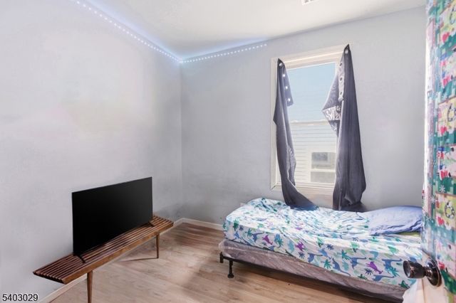 36 Tillinghast St, Newark City, NJ 07108