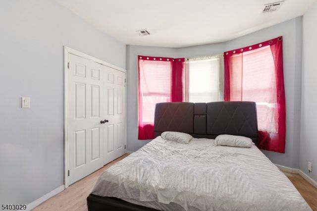 36 Tillinghast St, Newark City, NJ 07108