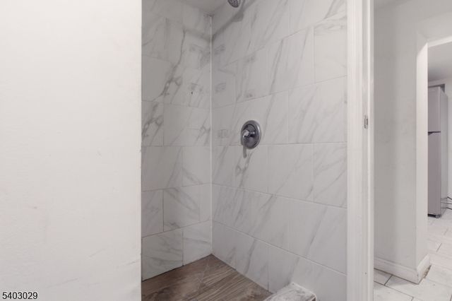 36 Tillinghast St, Newark City, NJ 07108