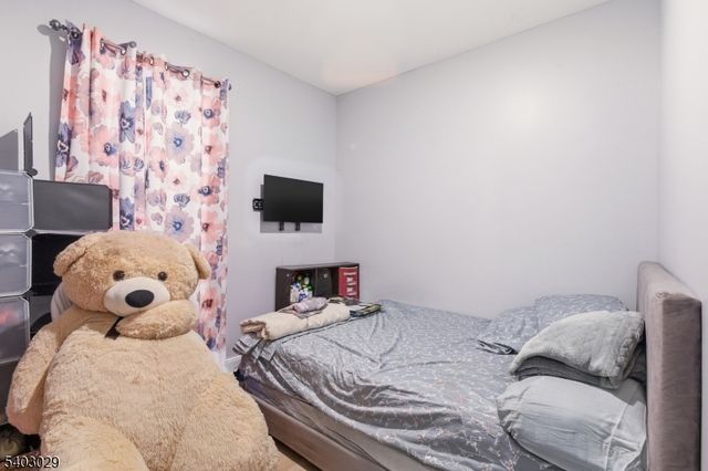 36 Tillinghast St, Newark City, NJ 07108