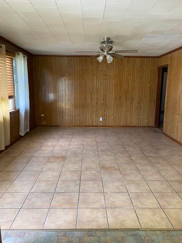 407 Dauphine Ave, Houma, LA 70363