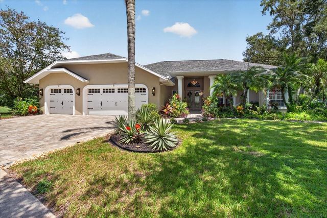 8735 CRESCENT FOREST BOULEVARD, New Port Richey, FL 34654