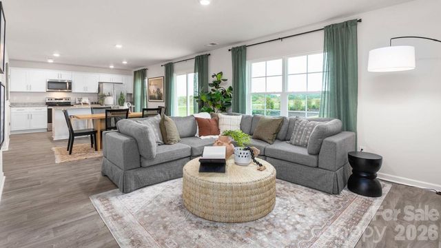 176 Baymeade Drive, Lexington, NC 27295