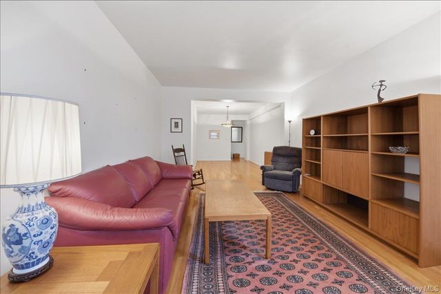 510 Kappock Street 3B, Bronx, NY 10463