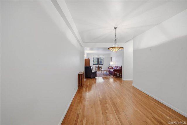 510 Kappock Street 3B, Bronx, NY 10463