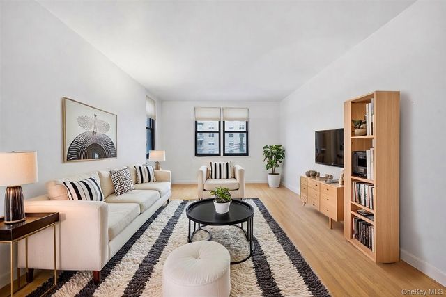 510 Kappock Street 3B, Bronx, NY 10463