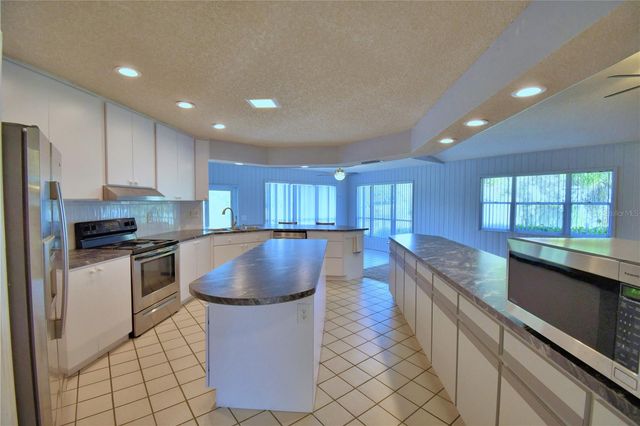 820 E MANN ROAD, Bartow, FL 33830