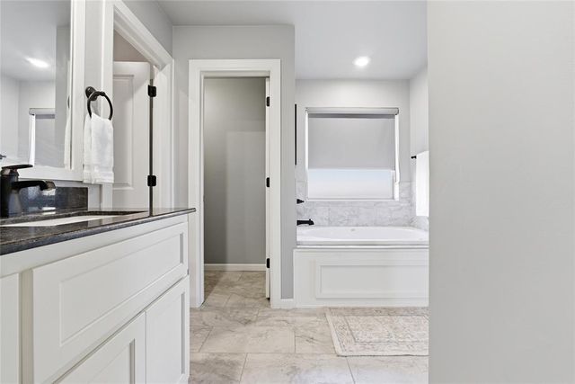 10101 NW 139th Circle, Yukon, OK 73099