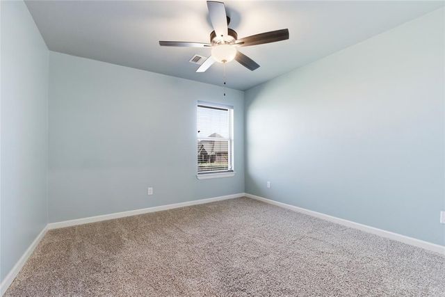 10101 NW 139th Circle, Yukon, OK 73099