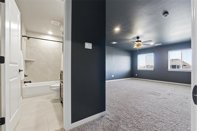10101 NW 139th Circle, Yukon, OK 73099