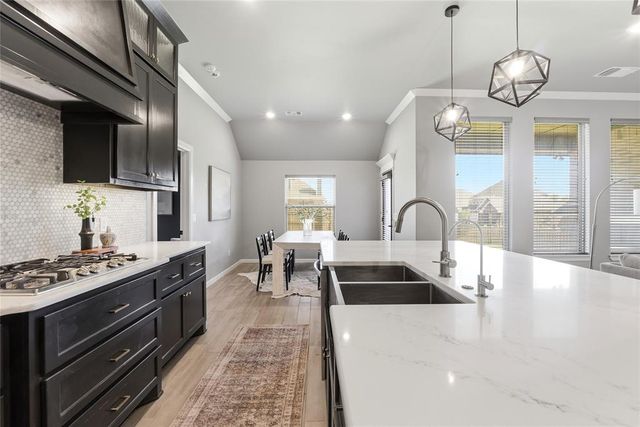 10101 NW 139th Circle, Yukon, OK 73099