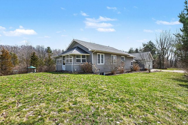 7241 101st Avenue, Casco Twp, MI 49090