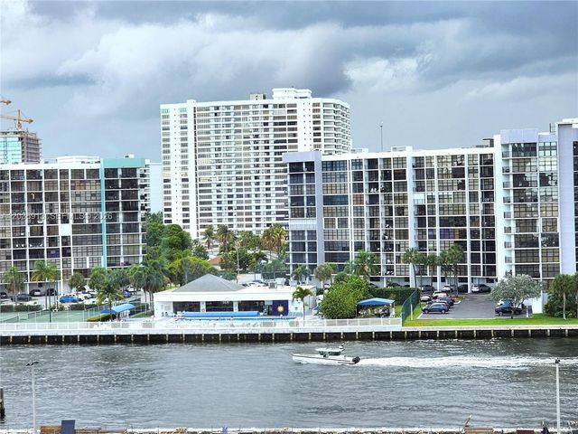 3505 S Ocean Dr 705, Hollywood, FL 33019