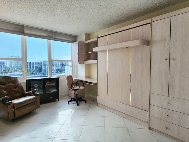 3505 S Ocean Dr 705, Hollywood, FL 33019