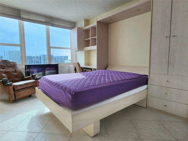 3505 S Ocean Dr 705, Hollywood, FL 33019