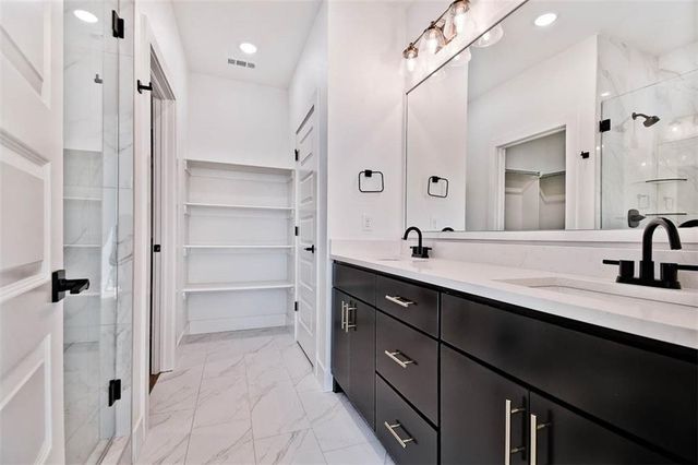2 Haslemere Drive, Bella Vista, AR 72714