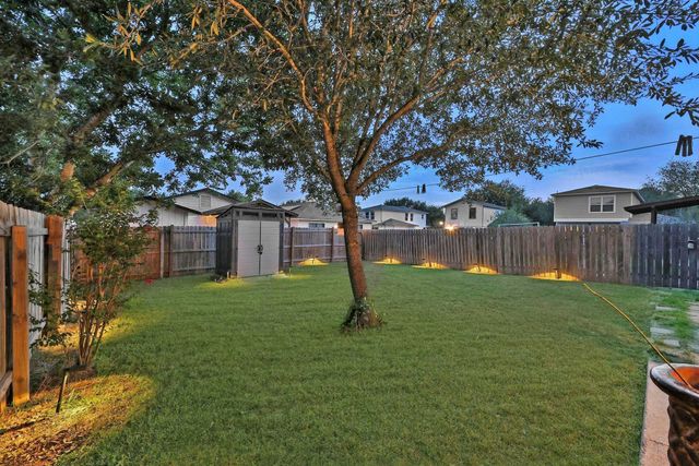 13317 Alysheba DR, Del Valle, TX 78617