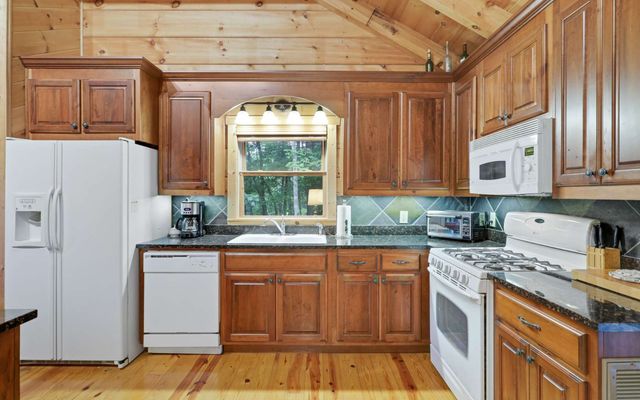 142 Abercrombie Road, Suches, GA 30572