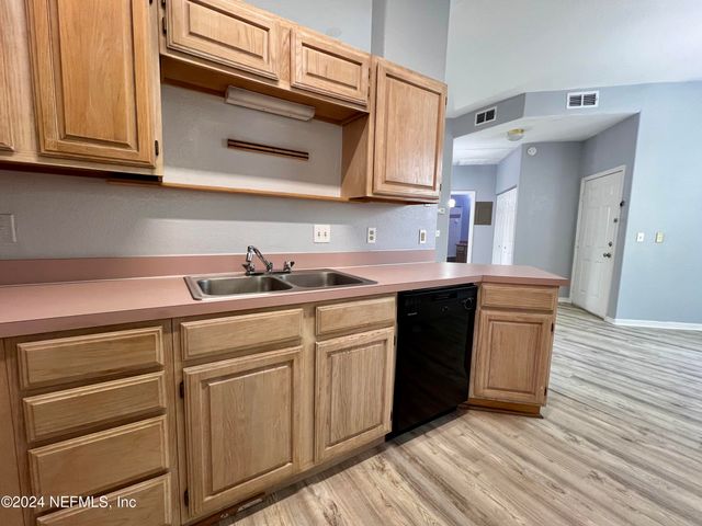 10150 BELLE RIVE Boulevard 904, Jacksonville, FL 32256