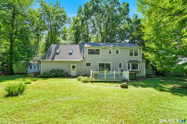 21 Perkins Drive, Wallingford, CT 06492