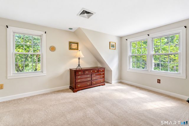 21 Perkins Drive, Wallingford, CT 06492