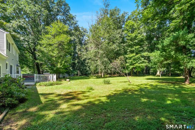 21 Perkins Drive, Wallingford, CT 06492